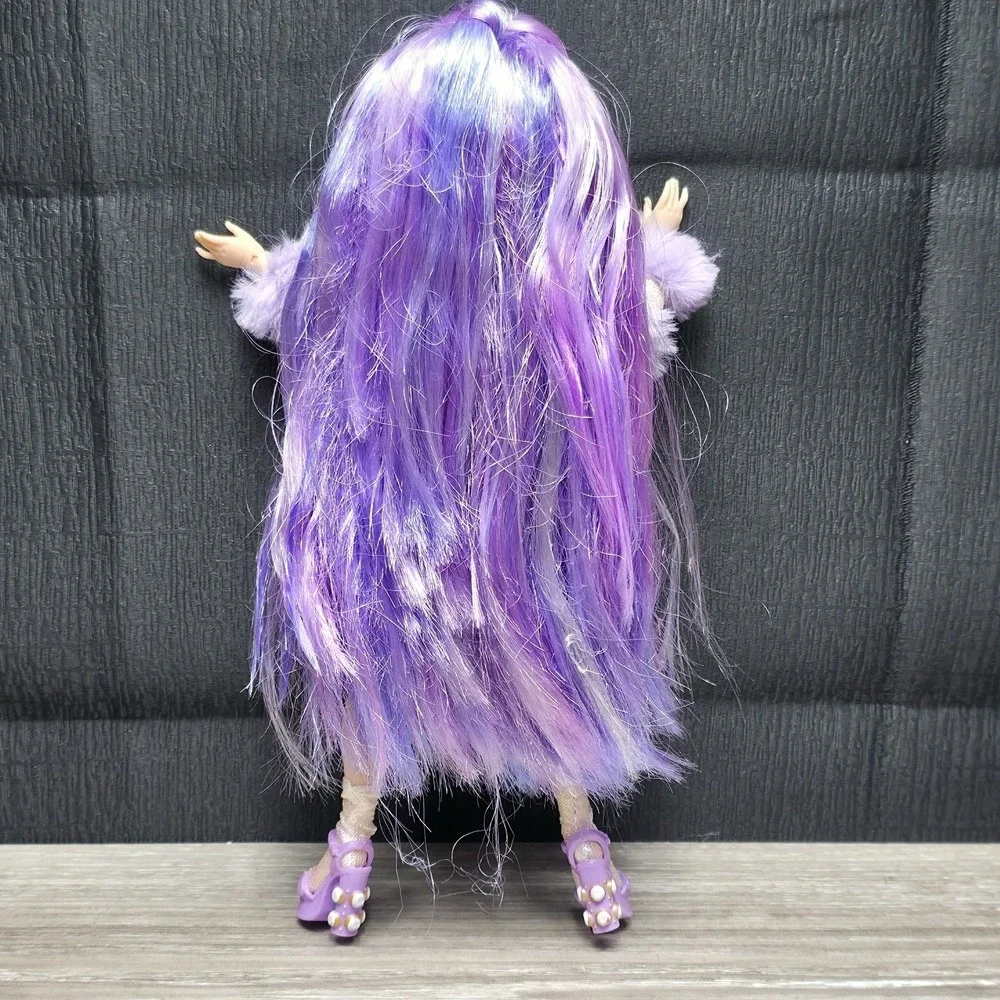 Rainbow High Fashion Doll-Violet Willow‎ + Accessories